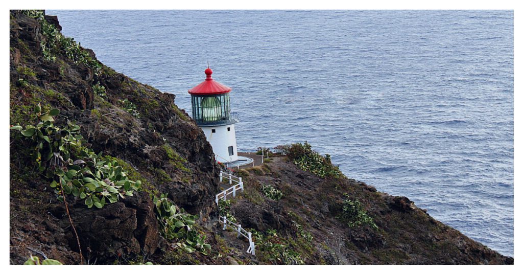 Hike to Kaena Point Lighthouse
