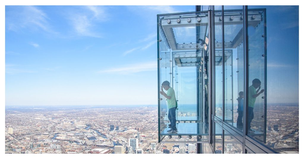 Skydeck – See Chicago From The Clouds