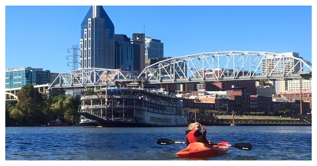 Go For Kayaking In The Cumberland River In Nashville