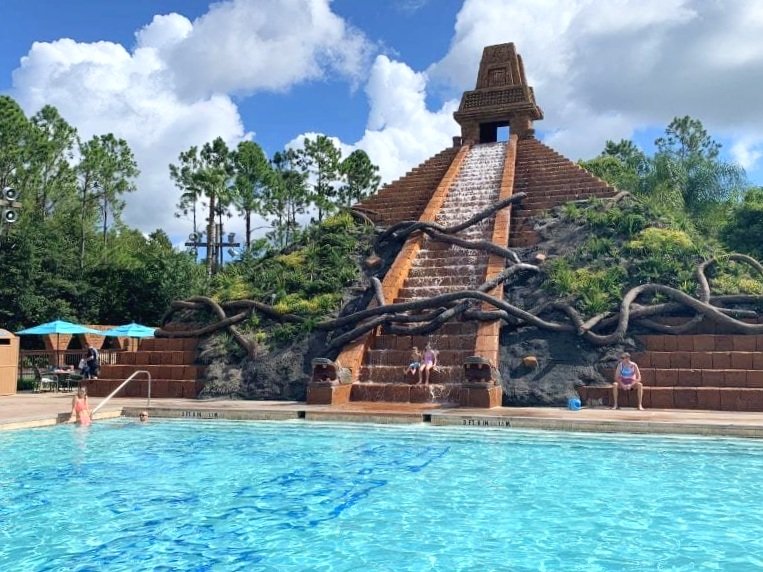 Disney’s Coronado Springs Resort – Lagoon-Style Pool Escape